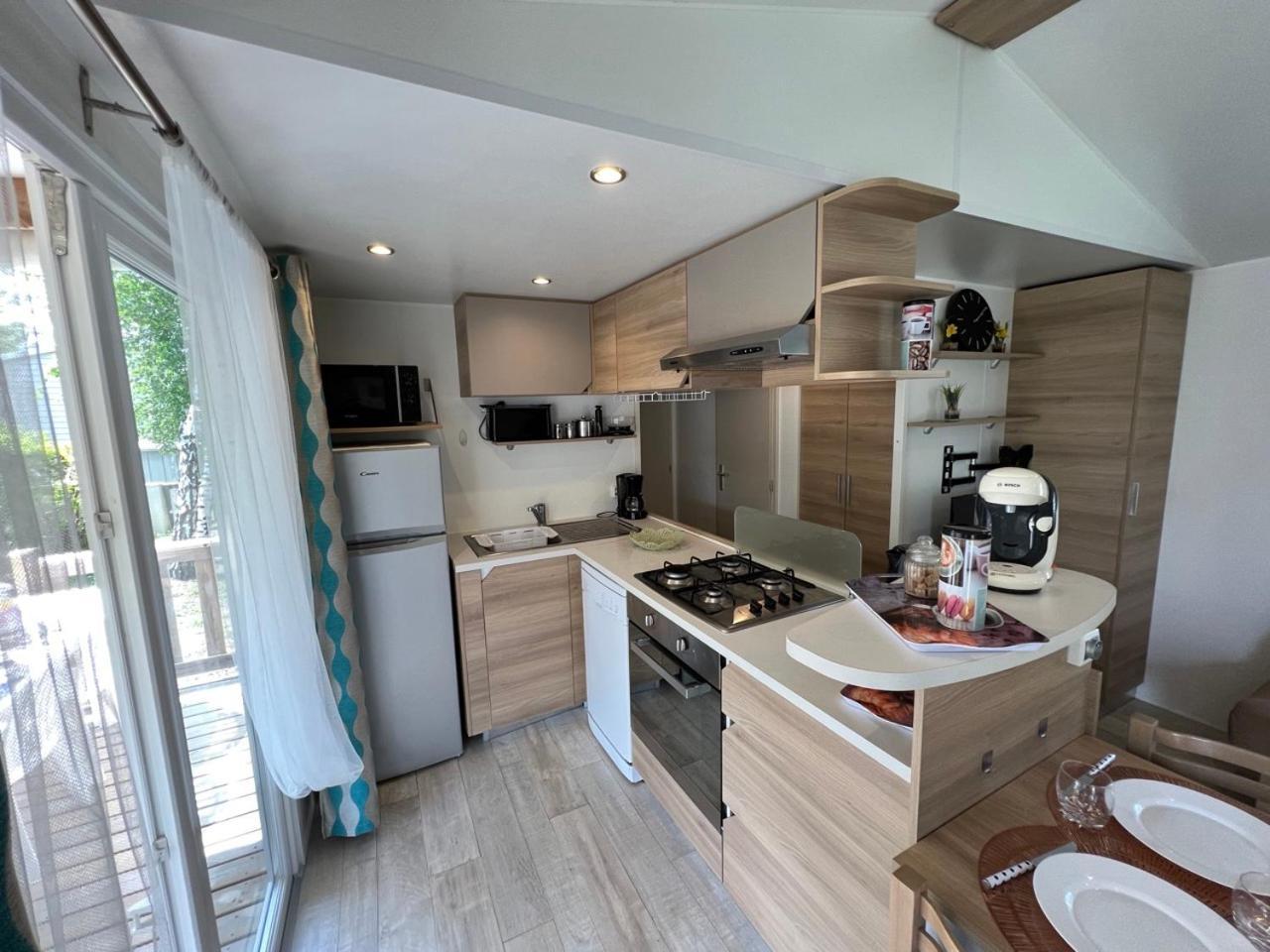 Mobil-Home 4 étoiles avec piscine proche de Blois Onzain Esterno foto