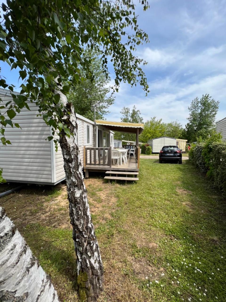 Mobil-Home 4 étoiles avec piscine proche de Blois Onzain Esterno foto